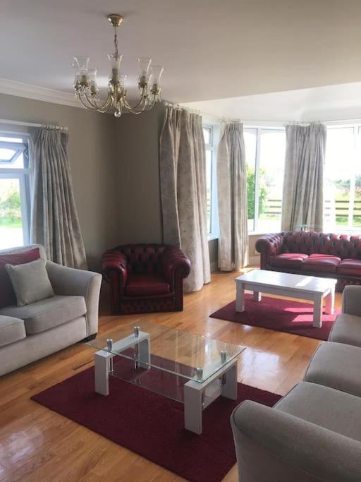 Killarney Farm House. 외부 사진